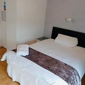 Guest house Mayfair, Cardiff