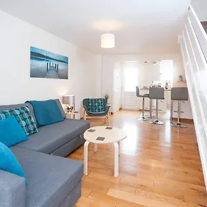Guest house Modern House Close To Stadiums & Centre W/parking, Cardiff